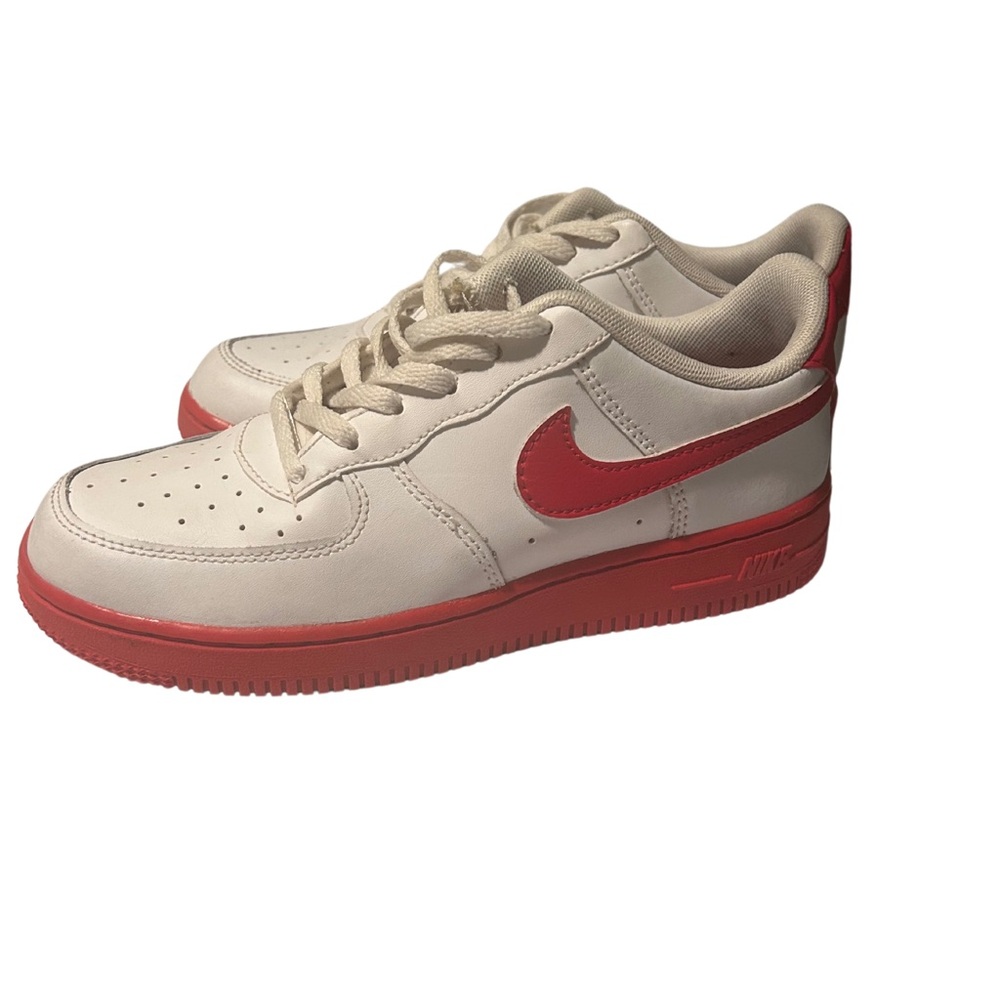 Red and white Air Force one
